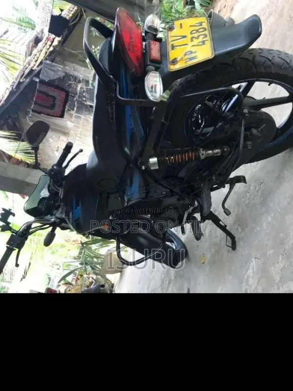 Bajaj Discover 2007 Motorbike (Used)
