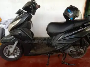 Yamaha Cygnus Ray 2015 Motorbike (Used)