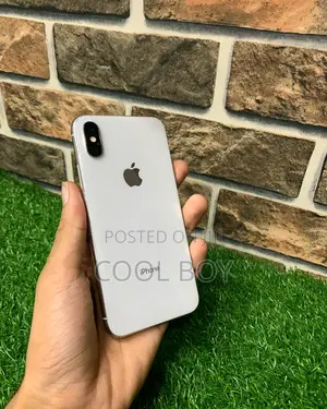 Apple iPhone X 256 GB White
