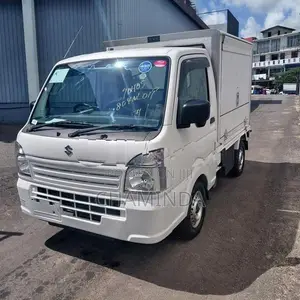 Suzuki Carry Freezer Truck 2025
