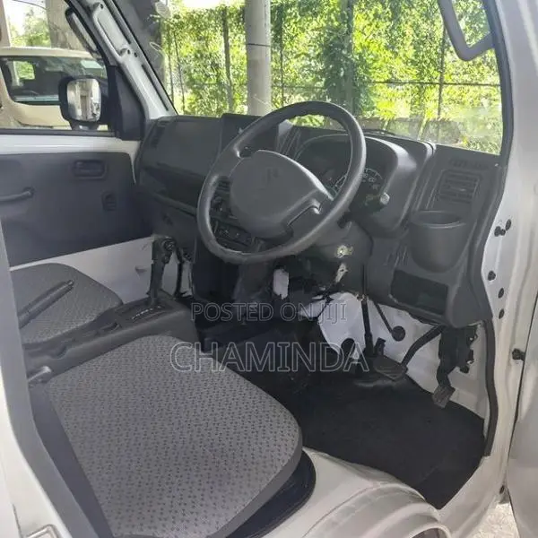 Suzuki Carry Freezer Truck 2025