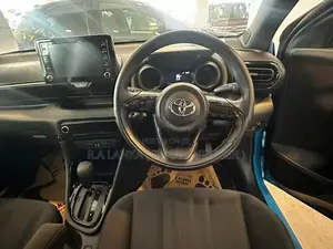Toyota Yaris G GRADE 2023