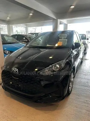 Toyota Yaris X Grade 2024