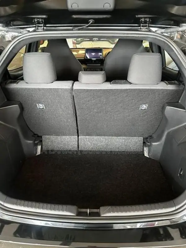 Toyota Yaris X Grade 2024