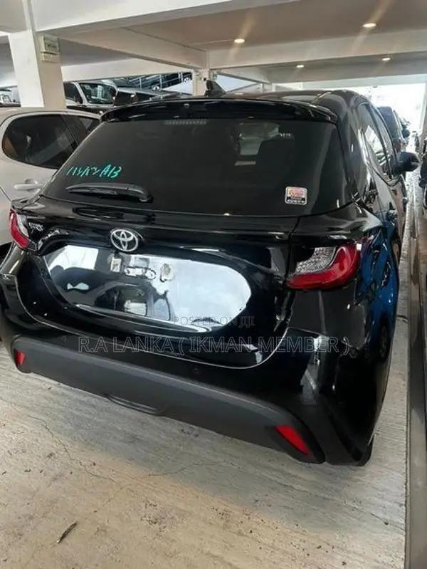 Toyota Yaris X Grade 2024
