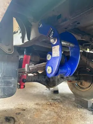 Vigo 2” Shackles