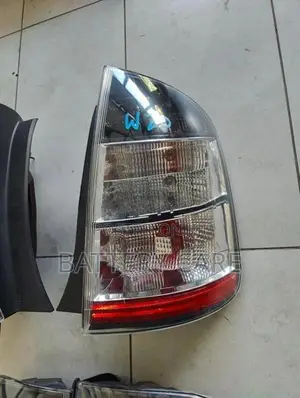 PRIUS 20 TAIL LIGHTS SET