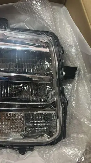 Every DA 17 2024 whait Base Head Lamp