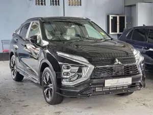 Mitsubishi Eclipse Cross Exceed Fully Loaded 2025