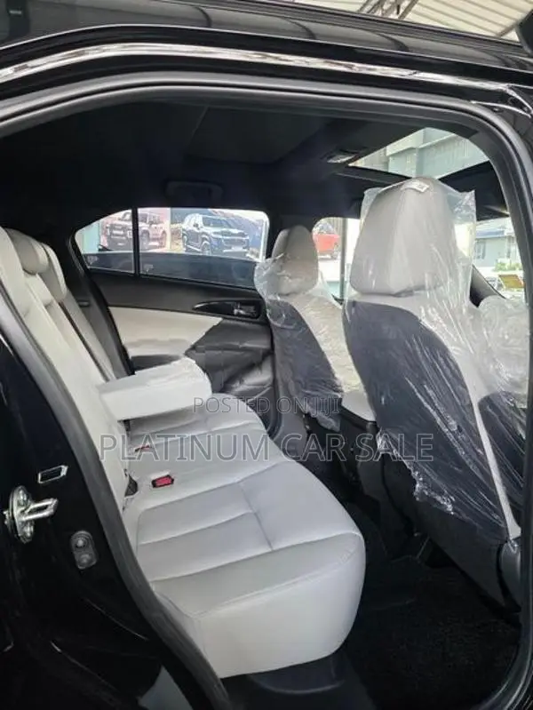 Mitsubishi Eclipse Cross Exceed Fully Loaded 2025