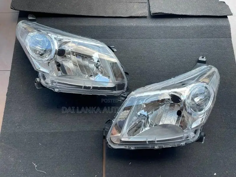 Toyota IST110 Headlight Set