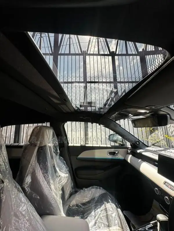 Honda Vezel Z PLAY MOONROOF 2026