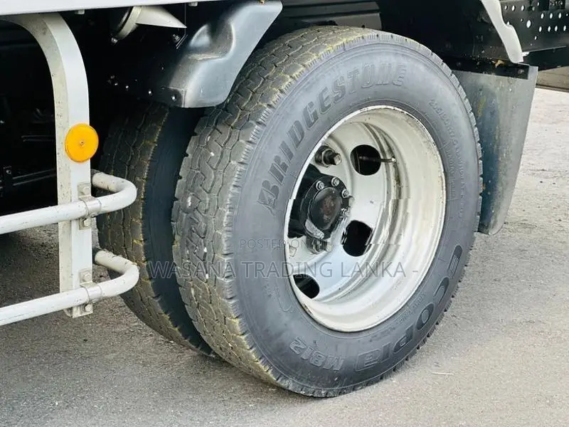 Isuzu Elf Full Body freezer 2019
