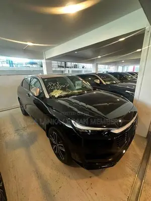 Honda Vezel Z PLAY 2024
