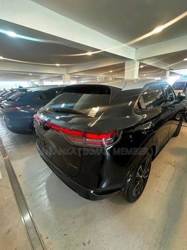 Honda Vezel Z PLAY 2024