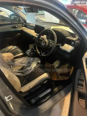 Honda Vezel Z PLAY 2026