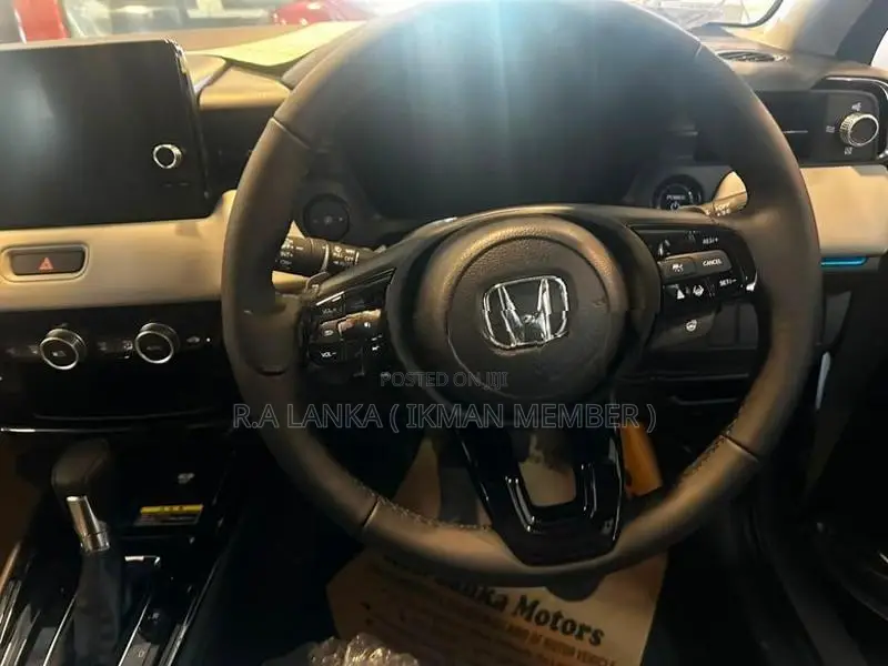 Honda Vezel Z PLAY 2026