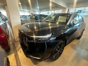 Honda Vezel Z PLAY MOONROOF 2024