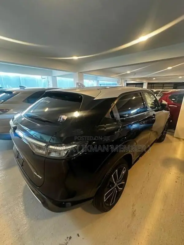 Honda Vezel Z PLAY MOONROOF 2024