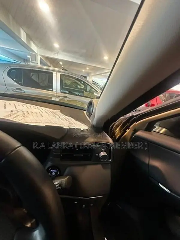 Honda Vezel Z Premium 2024