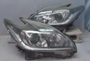 Prius ZVW30 Head Lights HID Xenon Left and Right Ballast Burner