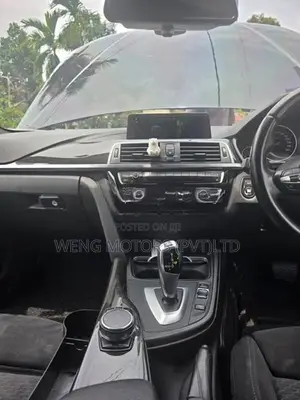 BMW 318i 2018