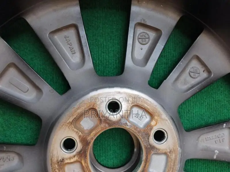 Honda Vezel Alloy wheel