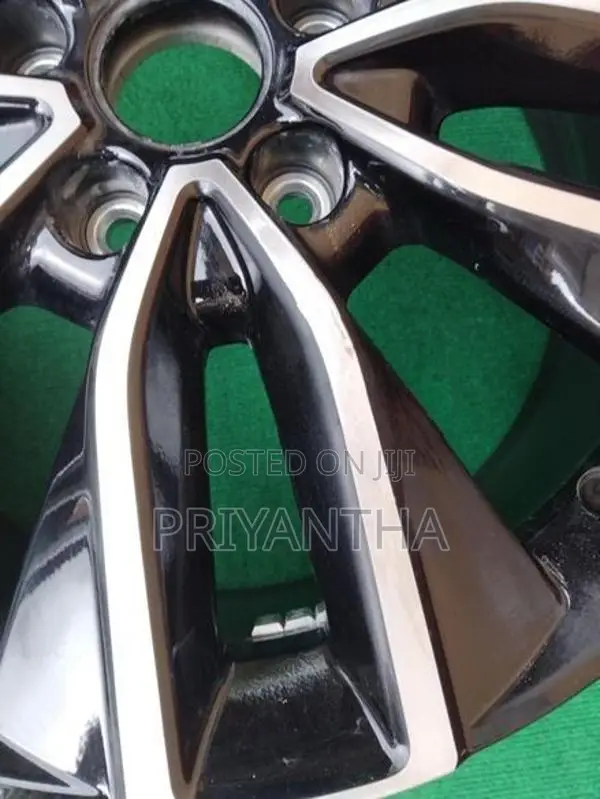 Honda Vezel Alloy wheel