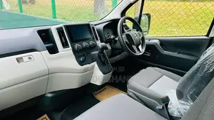 Toyota Hiace GDH FLATROOF 2026