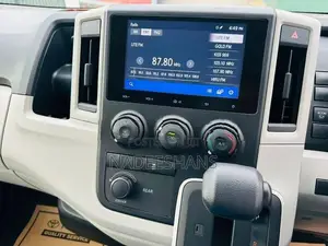 Toyota Hiace GDH FLATROOF 2026