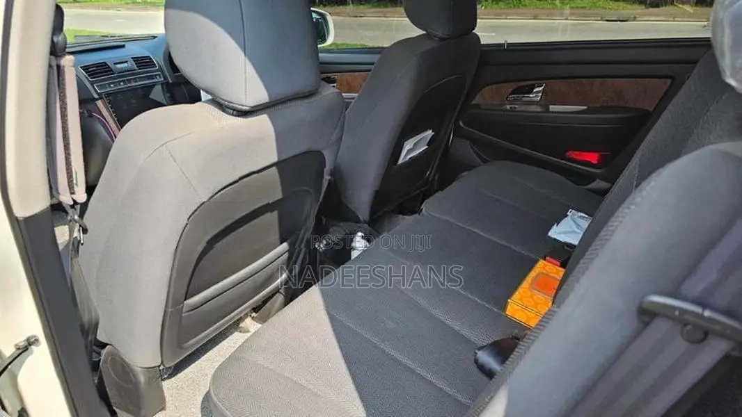 Ssang Yong Rexton MICRO 2L DIESEL 2015