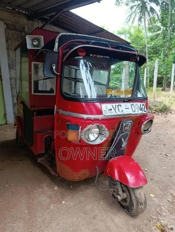 Bajaj RE චූං පාන් 2010