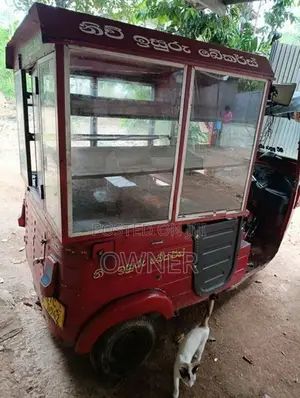 Bajaj RE චූං පාන් 2010