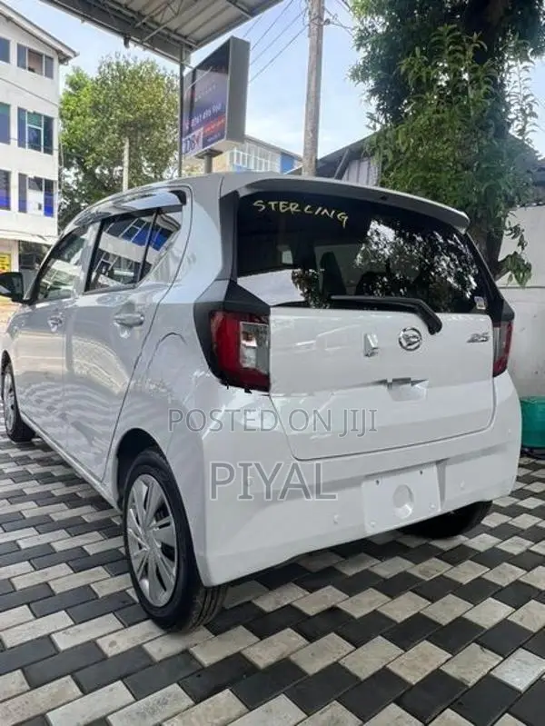 Daihatsu Mira X - SA 3 2025