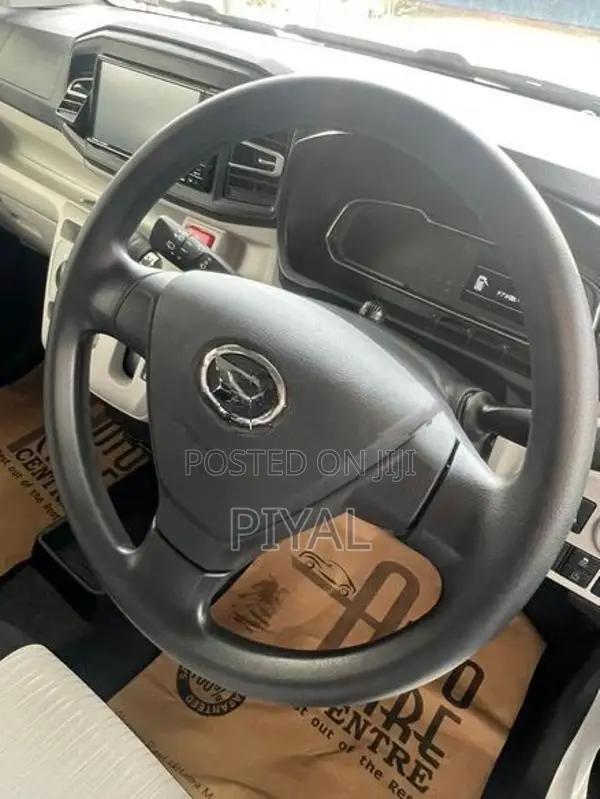 Daihatsu Mira X - SA 3 2025