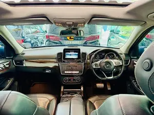 Mercedes Benz GLS 400 AMG Premium 1ST Owne 2016