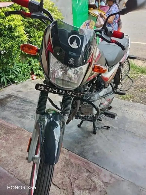 Bajaj CT100 CT 100 2022