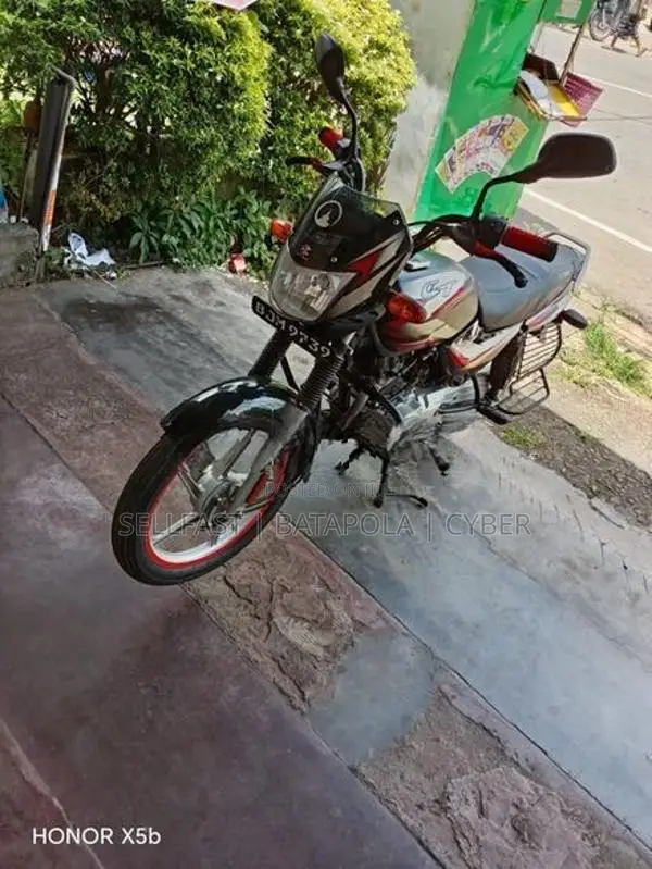 Bajaj CT100 CT 100 2022