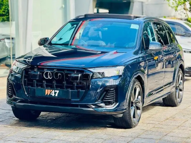 Audi Q7 S-Line QUATTRO Spec 2025