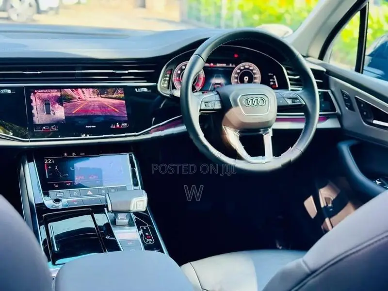 Audi Q7 S-Line QUATTRO Spec 2025
