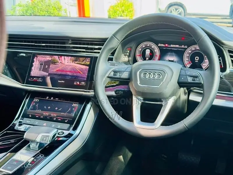 Audi Q7 S-Line QUATTRO Spec 2025