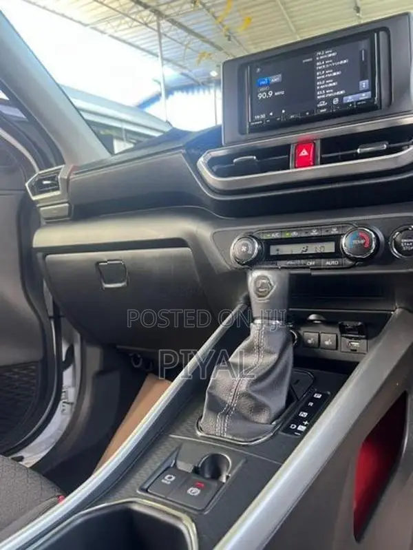 Toyota Raize Z 2025