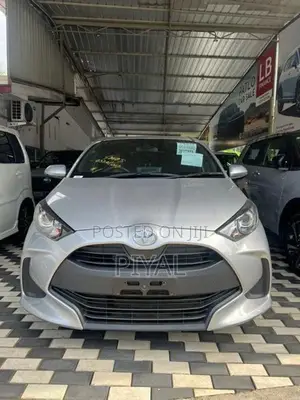 Toyota Yaris G 2023
