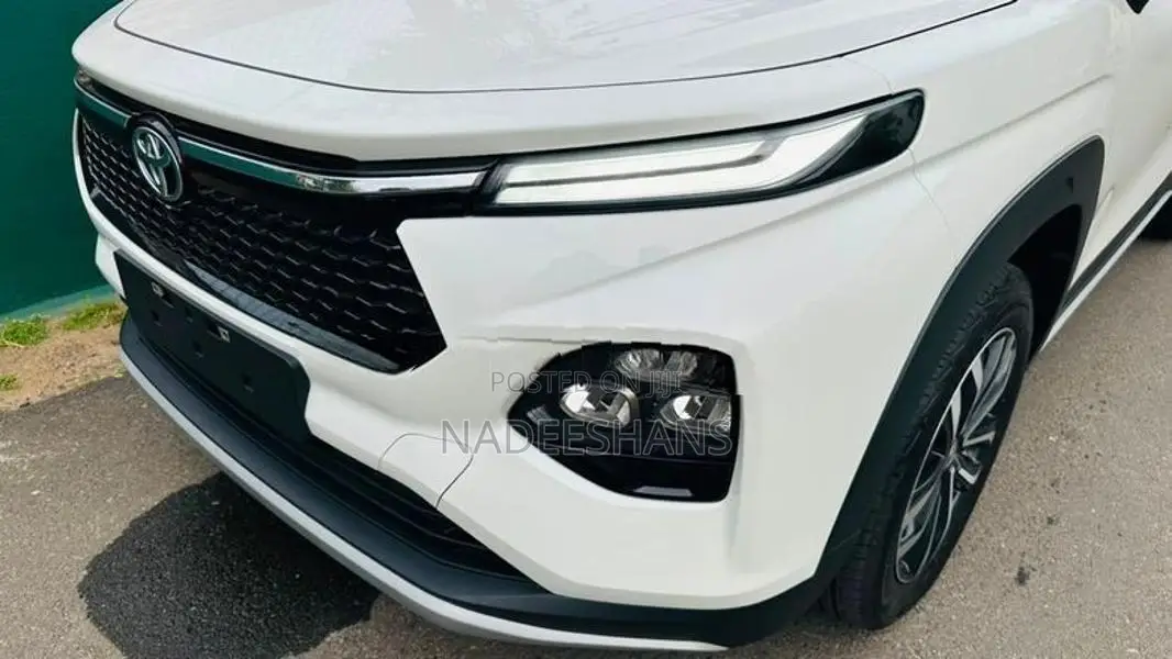 Toyota Taisor V URBAN CRUISER 2026