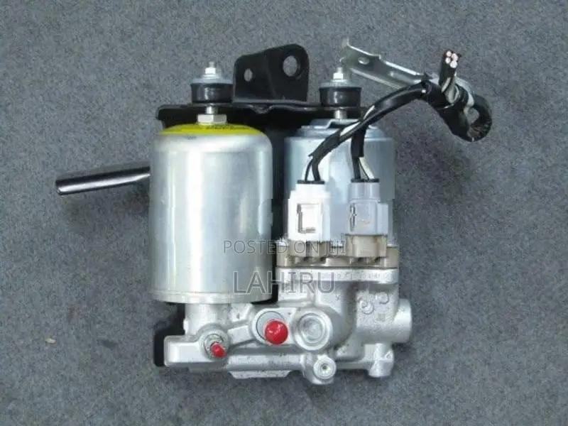 Toyota Aqua ABS