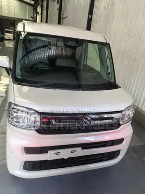 Suzuki Spacia Custom 2024