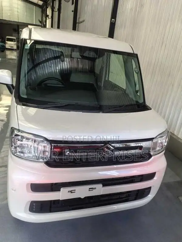 Suzuki Spacia Custom 2024