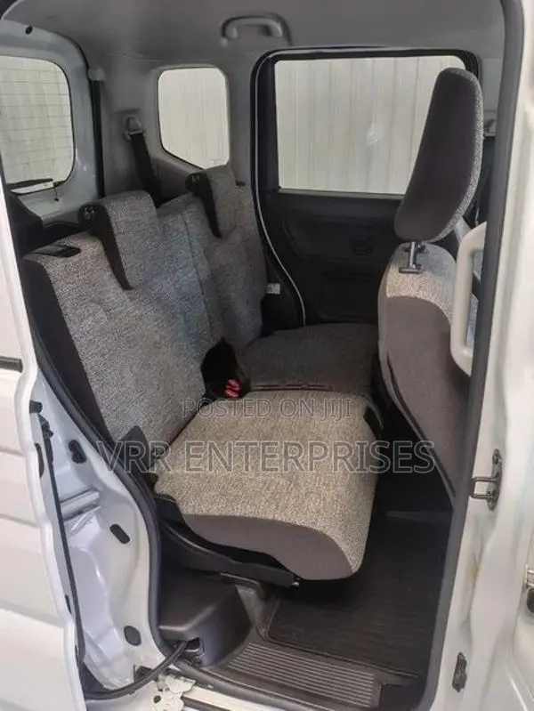 Suzuki Spacia Custom 2024