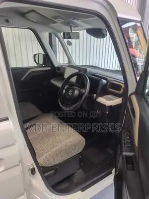 Suzuki Spacia Custom 2024