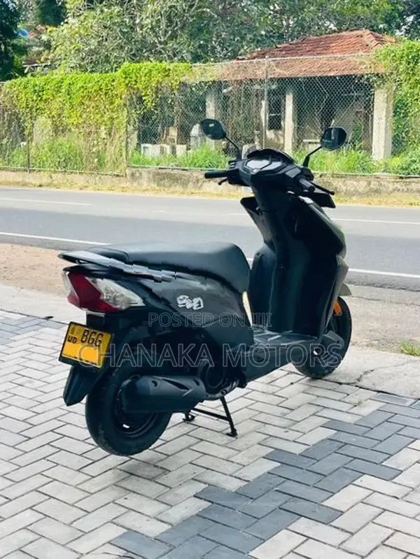 Honda Dio 2018